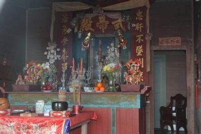 Temple Kwan Tai Interior image. Click for full size.