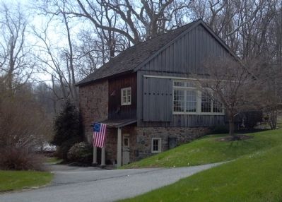 Colonel Thomas Bull's Barn. Click for full size. Colonel Thomas Bull's Barn image. Click for full size.