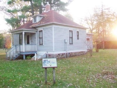 Tenant Farmer House and Marker. Click for full size. Tenant Farmer House and Marker image. Click for full size.