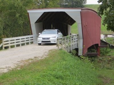 Cedar Covered Bridge image. Click for full size.