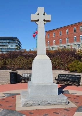 Irish Immigrant Memorial image. Click for full size.