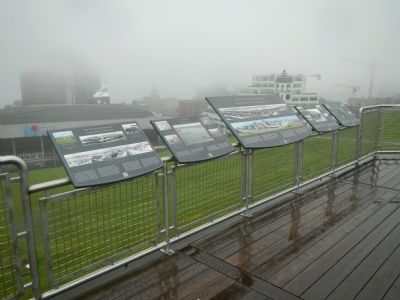 The View from the Citadel / Le panorama vu de la citadelle Markers image. Click for full size.