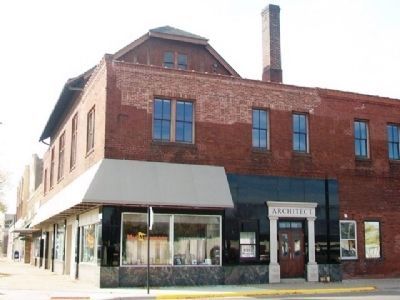 Former Morrison County Lumber Company Building image. Click for more information.