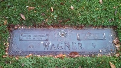 Honus Wagner Grave image. Click for full size.