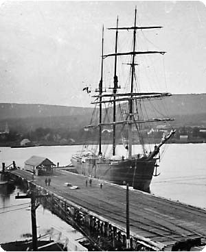 Ship at Annapolis Railway Wharf image. Click for full size.