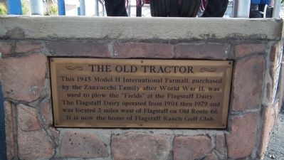 The Old Tractor Marker image. Click for full size.