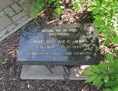 Medal of Honor Recipient image. Click for full size.
