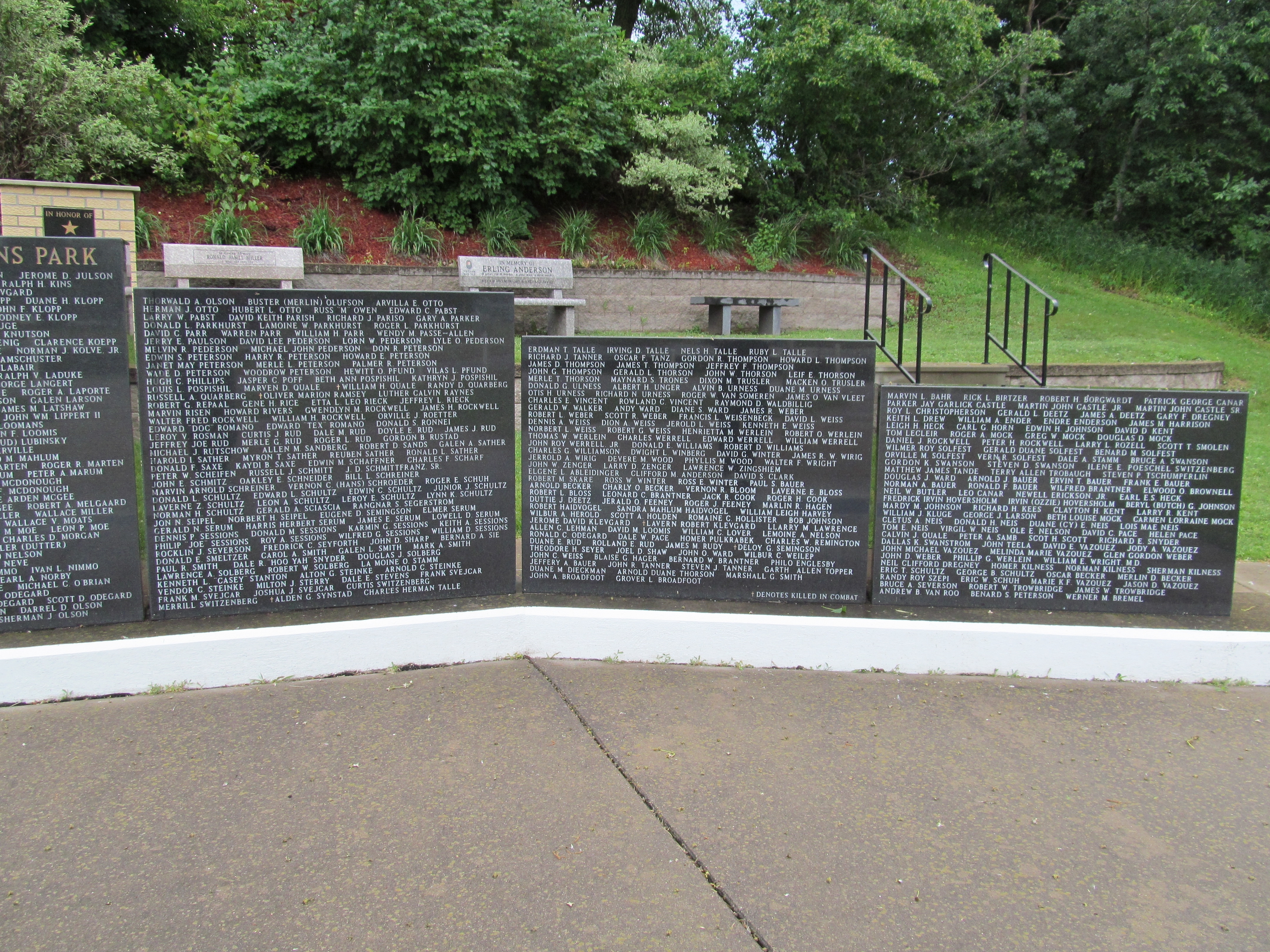 Mirror Lake Veterans Park Memorial