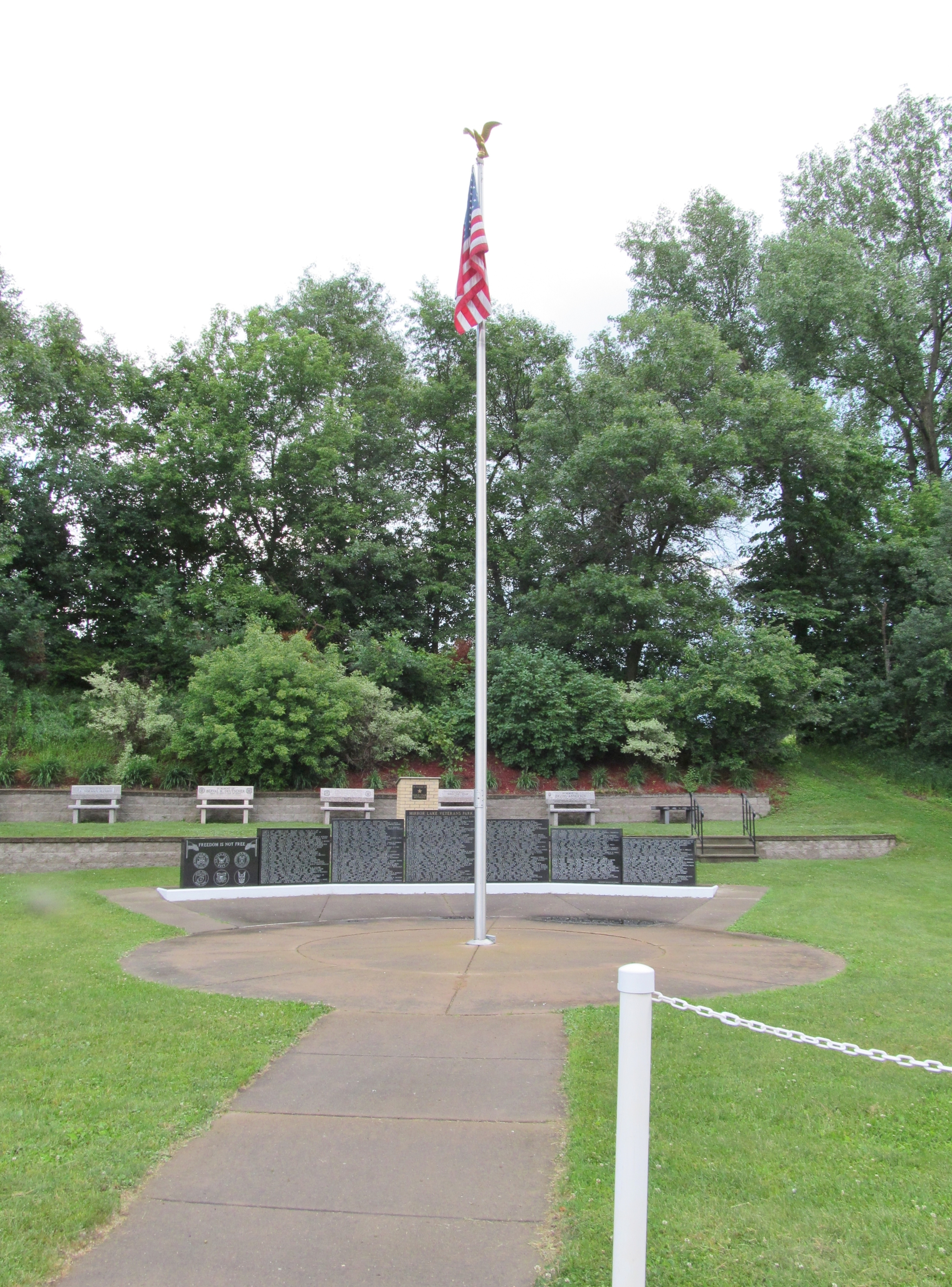 Mirror Lake Veterans Memorial