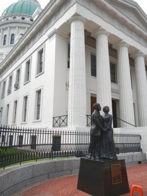 Dred and Harriet Scott Statue image. Click for full size.