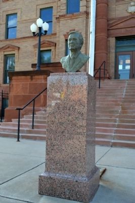 Omar Burleson Statue image. Click for full size.