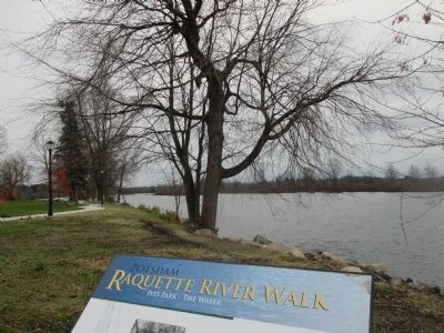Southward - Marker and Raquette River image. Click for full size.