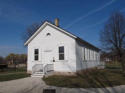 Little White Schoolhouse image. Click for full size.