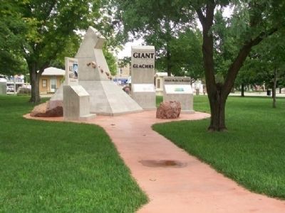 The Monument to the Ice Age image. Click for full size.