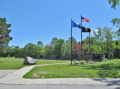 Oneida Veterans Memorial image. Click for full size.