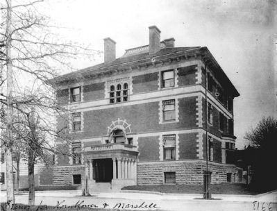 Exterior For Hornblower & Marshall image. Click for full size.