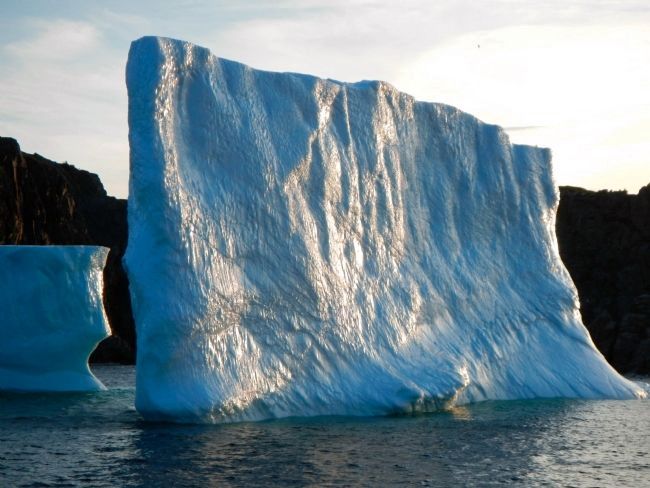 Iceberg image. Click for full size.