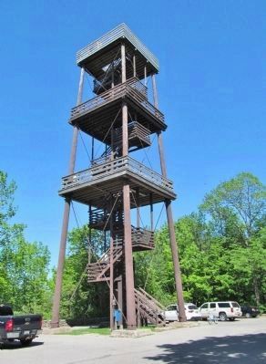 Nearby Eagle Tower image. Click for full size.