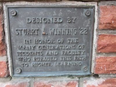 Plaque at Walkway to Richardson Hall image. Click for full size.