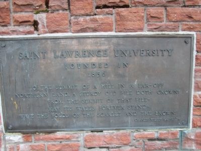 Larger Plaque along walkway to Richardson Hall image. Click for full size.