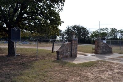 Belle Plaine Cemetery Entrance image. Click for full size.