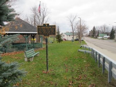 Westward on NY 37 image. Click for full size.