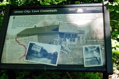 Union City: Cave Crossroads Marker. Click for full size. Union City: Cave Crossroads Marker image. Click for full size.