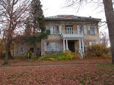 "4 Colvin House, Georgian Style." as on the marker. image. Click for full size.