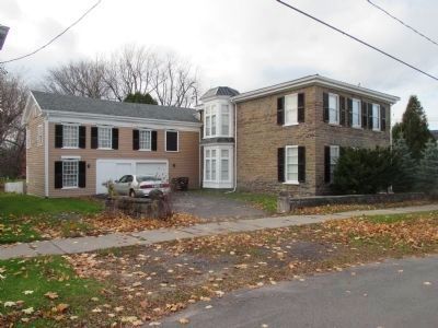 "23 George Redington House, Native Stone" image. Click for full size.