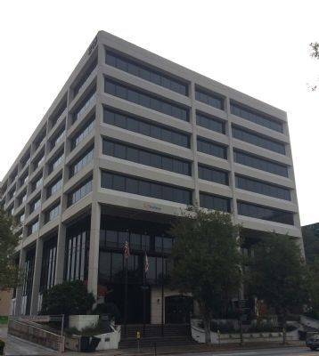 Former Lewis Bank (now Suntrust Bank). Click for full size. Former Lewis Bank (now Suntrust Bank) image. Click for full size.