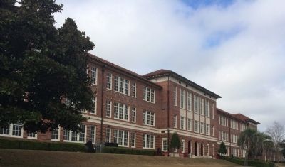 Leon High School image. Click for full size.