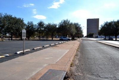 View to South Along Chestnut Street image. Click for full size.