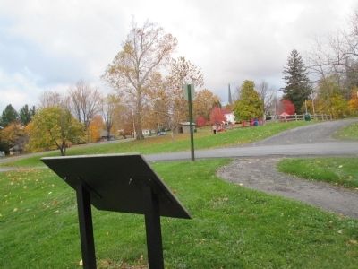 Back of Marker, View Towards Bell Avenue image. Click for full size.