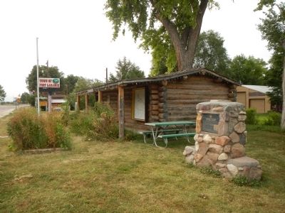 Mormon Pioneers at Fort Laramie Marker image. Click for full size.