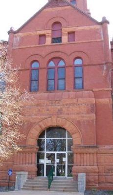 Hamilton County Courthouse West Entrance. Click for full size. Hamilton County Courthouse West Entrance image. Click for full size.