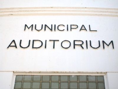 Municipal Auditorium image. Click for full size.