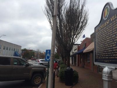 Looking West towards Toomer's Corner. image. Click for full size.