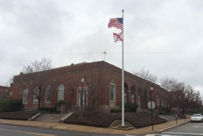 Auburn City Hall ( Former US Post Office) image. Click for full size.
