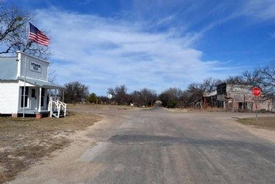 View to North Along County Road 429. Click for full size. View to North Along County Road 429 image. Click for full size.