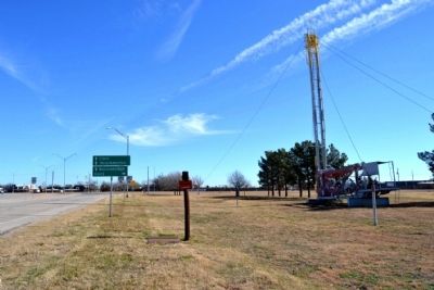 View to East Towards US 180 / US 283 Intersection image. Click for full size.