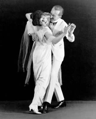 Dancers Vernon and Irene Castle image. Click for full size.