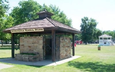 Opothleyahola Memorial Building image. Click for full size.