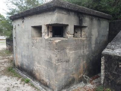 Battery Worth gun portal image. Click for full size.