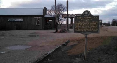 Teddy Roosevelt's Bear Hunt Marker image. Click for full size.