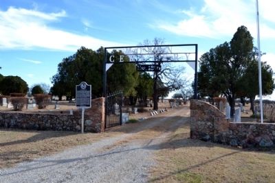Main Entrance to Moran Cemetery image. Click for full size.