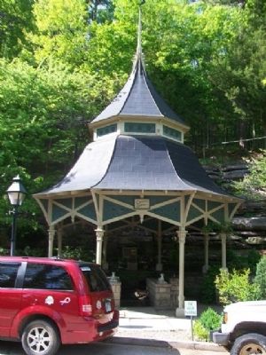 Crescent Spring and Gazebo image. Click for full size.