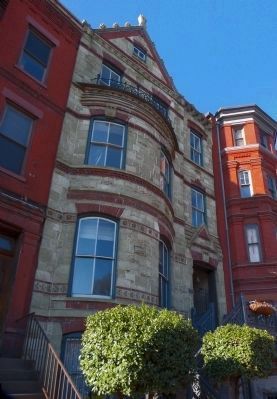 6 Logan Circle. Click for full size. 6 Logan Circle image. Click for full size.