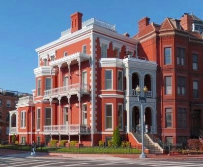 4 Logan Circle. Click for full size. 4 Logan Circle image. Click for full size.