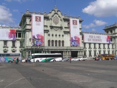 Guatemalan National Palace of Culture image. Click for full size.