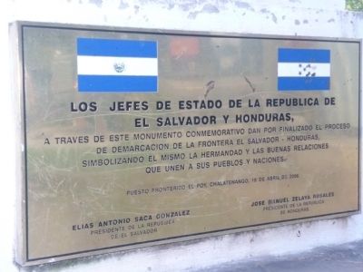 The Honduras and El Salvador Border Marker image. Click for full size.